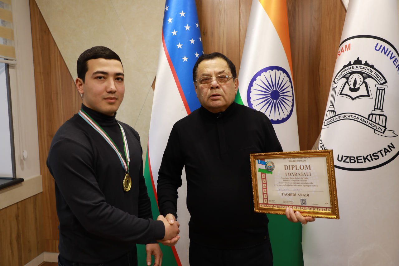 Sambhram universiteti rektori D. Xusanov BBA 202-guruh talabasi Karimov Umidjonni Jizzax viloyatida sportning Dzyu-do🤼‍♂️ turi bo‘yicha 1-o‘rinni🥇 egalladi